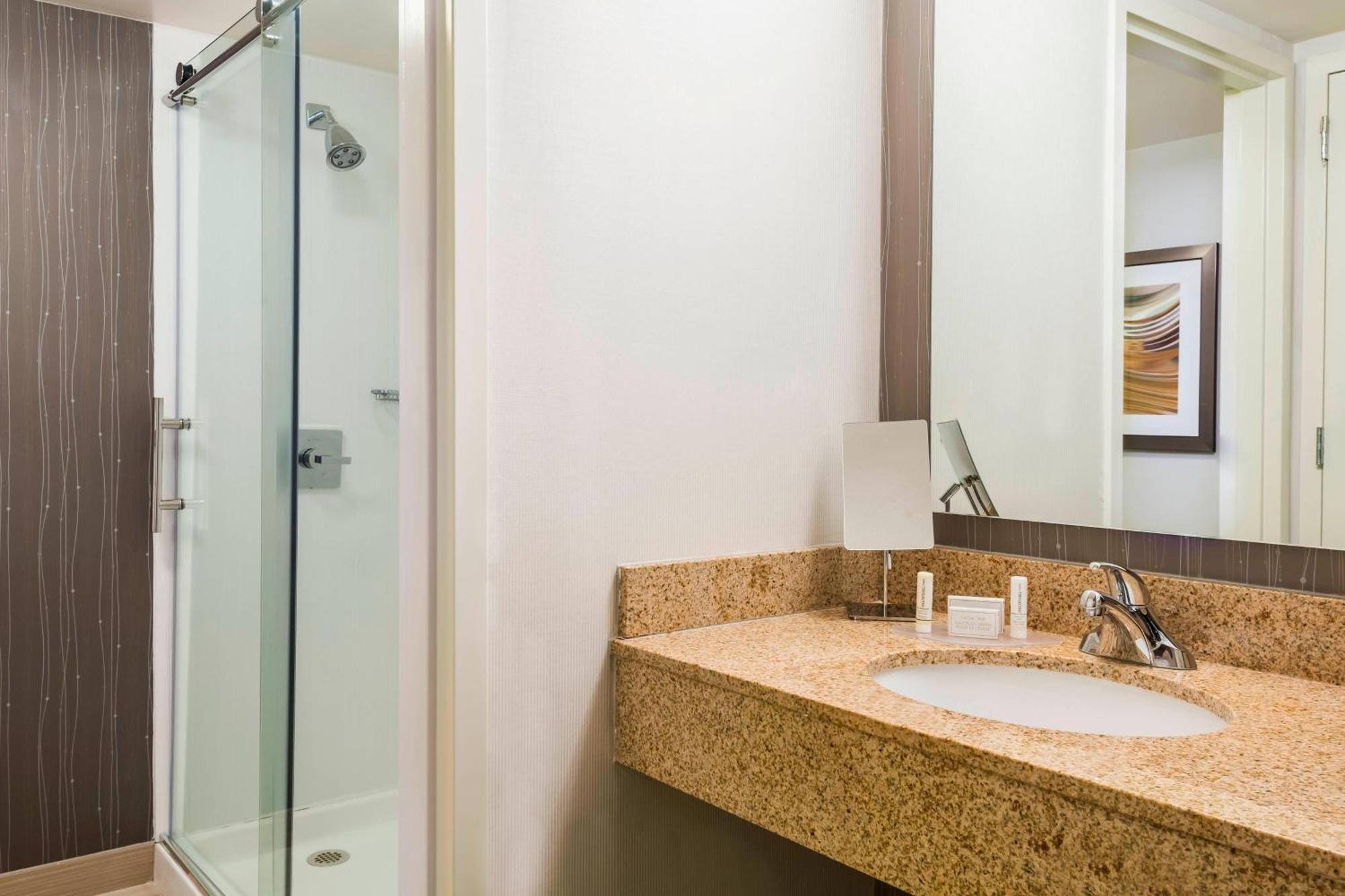 Courtyard Knoxville Cedar Bluff Екстер'єр фото