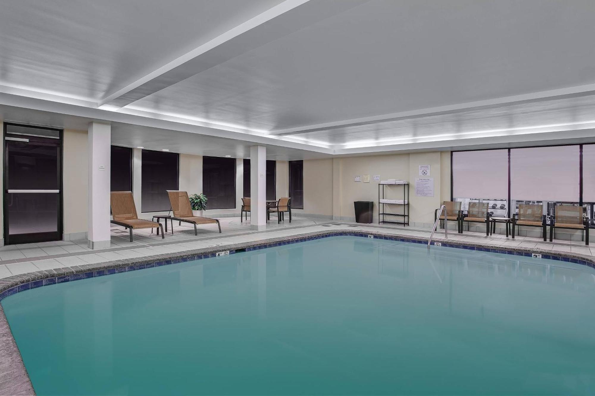 Courtyard Knoxville Cedar Bluff Екстер'єр фото